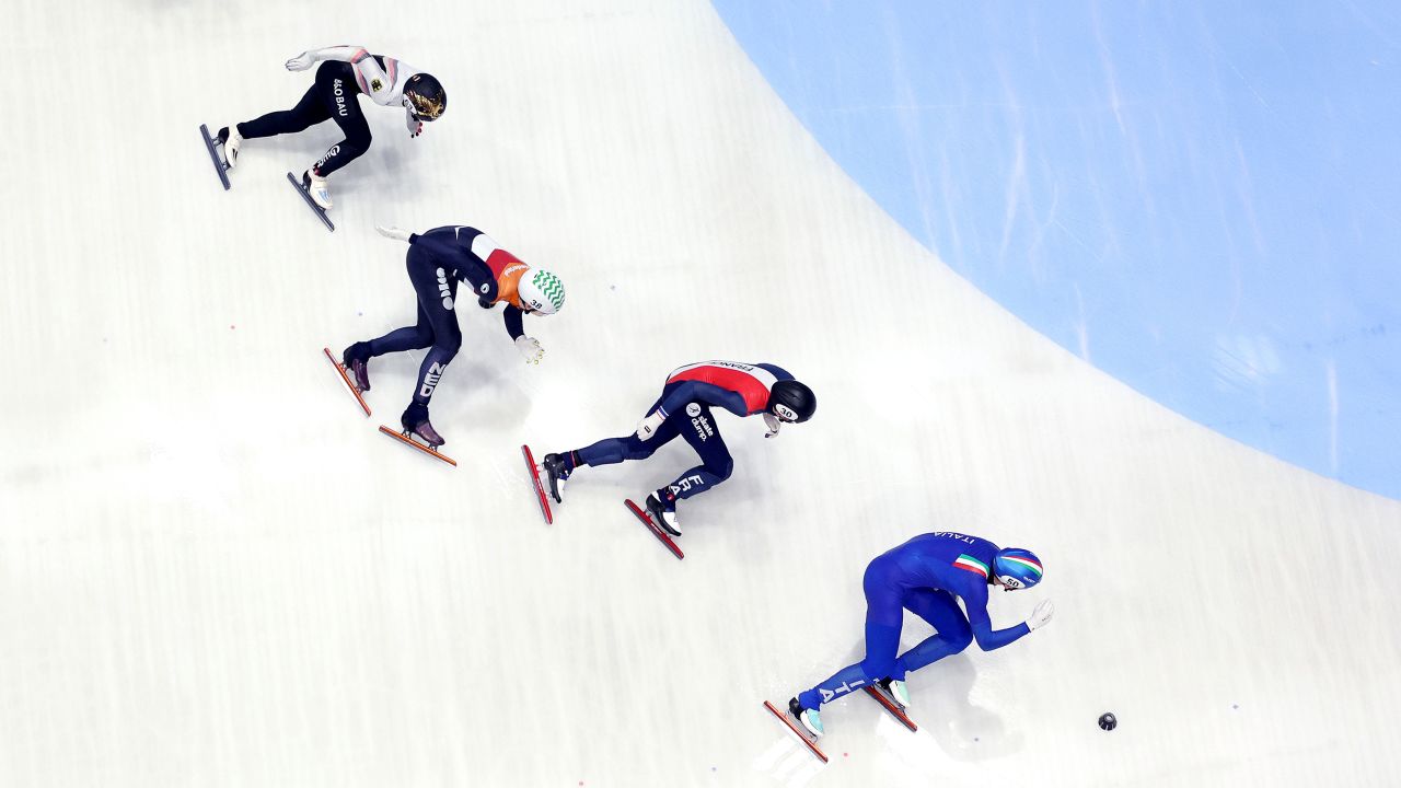 ROTTERDAM, NETHERLANDS - MARCH 16: Kay Huisman of Netherlands, Quentin Fercoq of France, Ben Jung Yanghun of Germany, Shogo Miyata of Japan and Thomas Nadalini of Italy compete in the Men 500m Rep. Semifinal during ISU World Short Track Speed Skating Championships 2024 at AHOY Arena on March 16, 2024 in Rotterdam, Netherlands. (Photo by Dean Mouhtaropoulos - International Skating Union/International Skating Union via Getty Images)