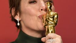HOLLYWOOD, CALIFORNIA - FEBRUARY 24: Olivia Colman, winner of Best Actress for 'The Favourite,' poses in the press room during the 91st Annual Academy Awards at Hollywood and Highland on February 24, 2019 in Hollywood, California. (Photo by Frazer Harrison/Getty Images)