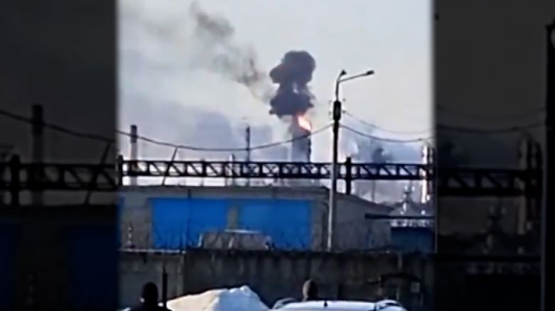 russia oil refinery strike ukraine vpx