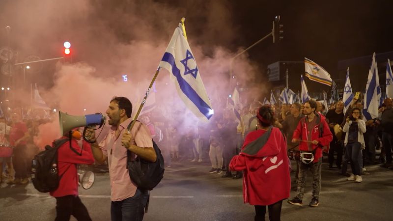 See protests in Jerusalem calling for Netanyahu to resign