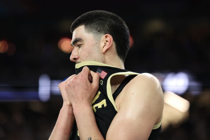 Purdue's Zach Edey reacts after losing to UConn.