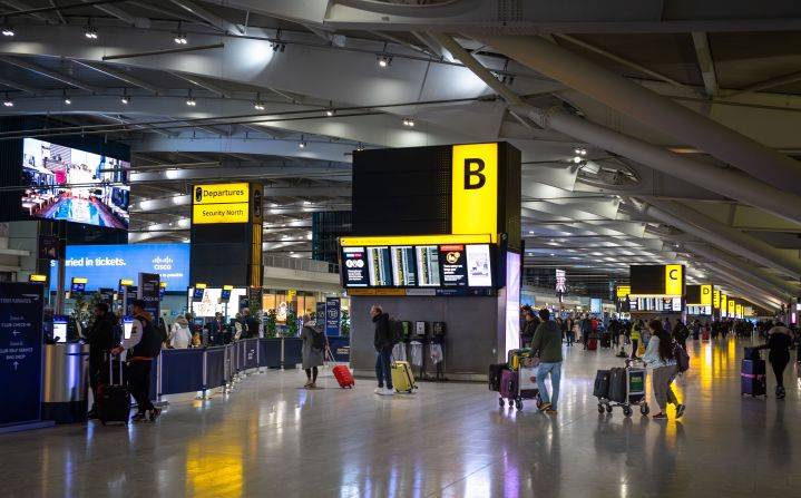 <strong>4. London Heathrow Airport: </strong>With a nearly 29% increase in passengers over 2022, LHR jumped up from a No. 8 ranking to No. 4 in 2023.