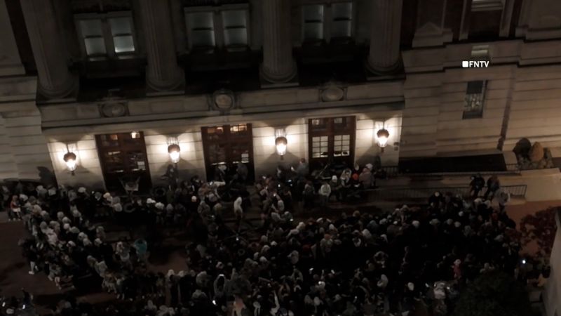Protesters breach and barricade inside main Columbia University building | CNN