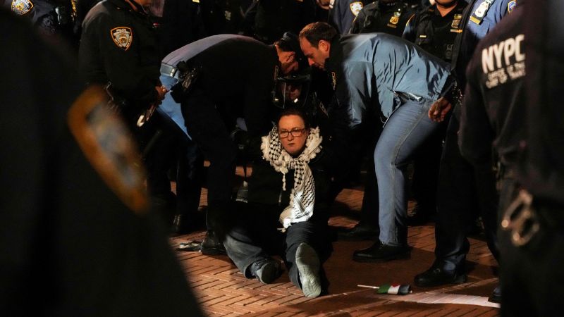 Clashes escalate at campus protests nationwide as law enforcement makes mass arrests