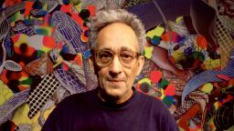 American artist Frank Stella poses for a portrait at his studio in New York, New York in May 1995. (Photo by Bob Berg/Getty Images)