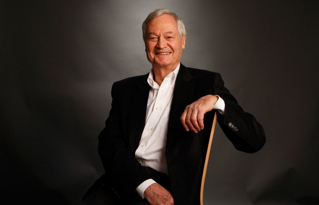 <a href="/2024/05/12/muere-el-cineasta-roger-corman-a-los-98-anos-trax">Roger Corman</a>, pintoresco productor y director cuyas películas de bajo presupuesto ayudaron a consagrar a grandes talentos de Hollywood como Jack Nicholson y los directores James Cameron y Martin Scorsese, falleció el 9 de mayo de 2024 a los 98 años.
