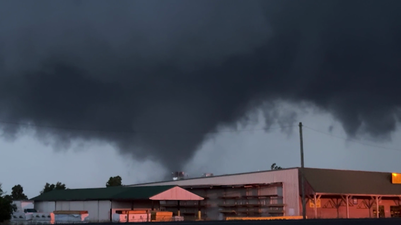 kentucky tornado texas arkasas oklahoma damage digvid_00002730.png