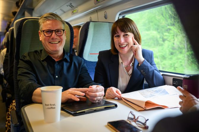 Starmer travels with Rachel Reeves, shadow chancellor of the Exchequer, for a shadow cabinet meeting in April 2024.