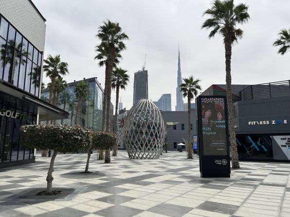 <strong>City Walk:</strong> A split indoor-outdoor complex with extensive shopping and dining options, including several licensed venues, City Walk has become a go-to destination day and night.