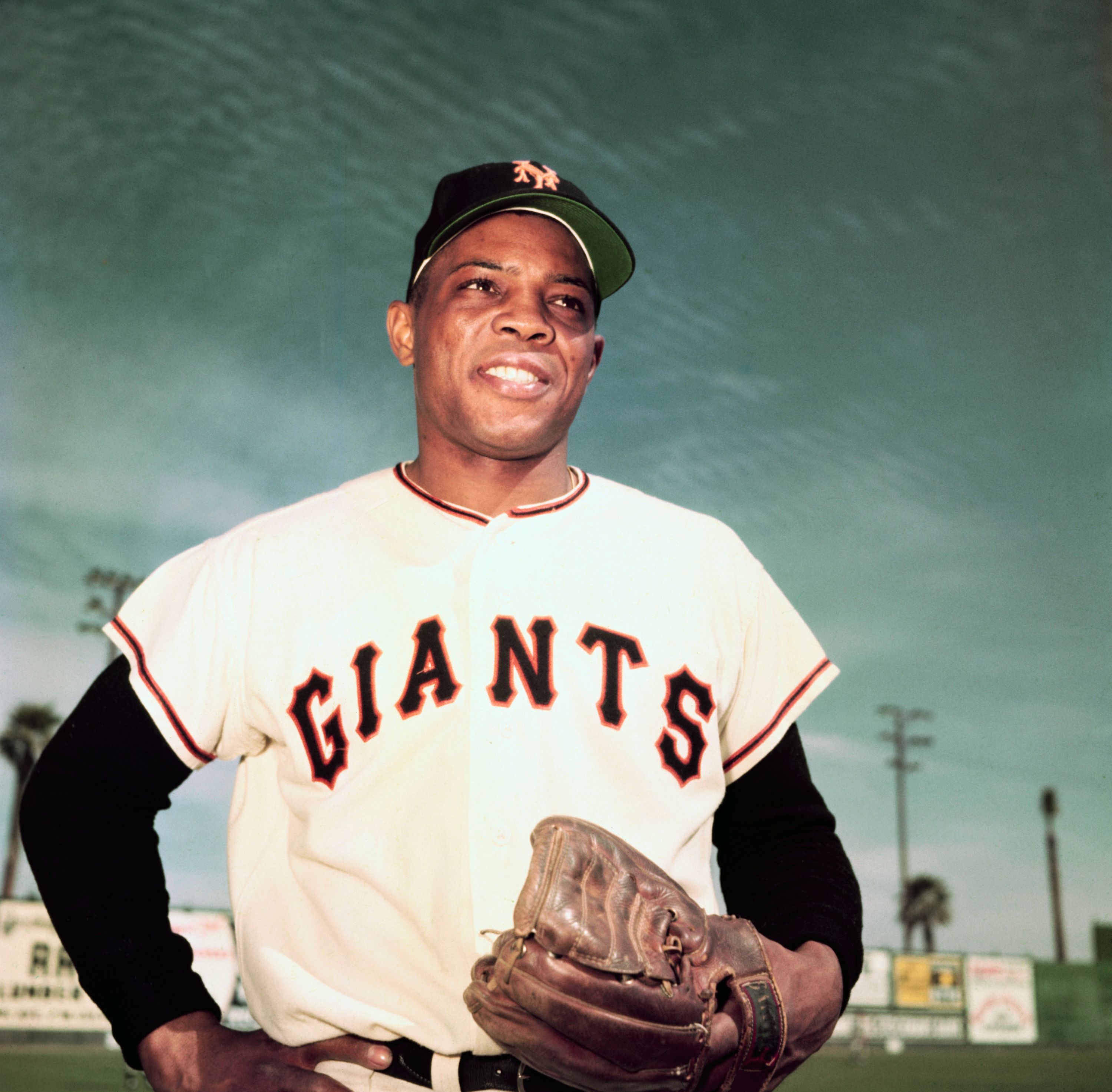 Willie Mays, seen here of the New York Giants in 1955, had 660 career home runs and won 12 Golden Gloves in 23 major league seasons.