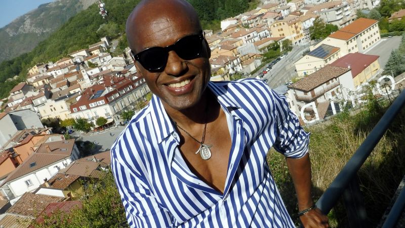 He bought a cheap house in Italy to improve his life expectancy He bought a cheap house in Italy to improve his life expectancy
