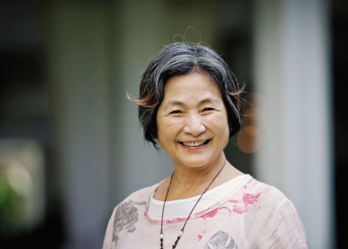 La actriz Cheng Pei-pei, conocida por sus papeles en artes marciales en películas como "Come Drink with Me" y "Crouching Tiger, Hidden Dragon", falleció el 17 de julio de 2024, según informó su familia en un comunicado publicado en Facebook. Tenía 78 años.