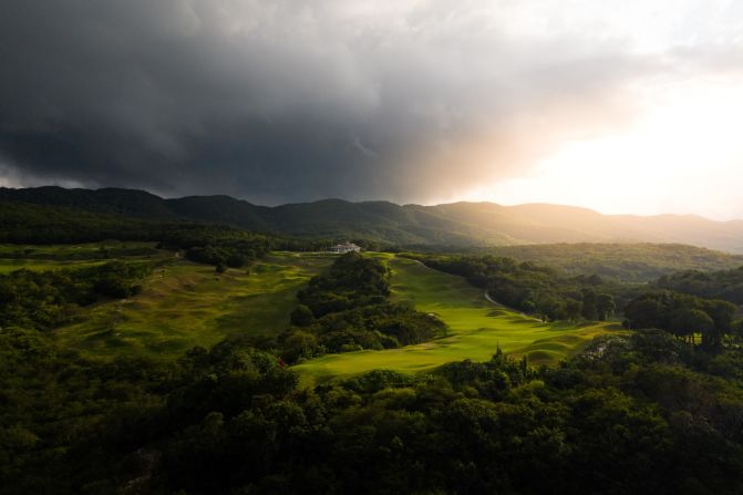 Tucked between the towering Blue Mountains and azure Caribbean Sea, the White Witch Golf Course is 6,758 yards of green serenity in one of Jamaica's bubbliest resort towns. Yet its name hints at a shadowy past, or -- as some insist -- present.