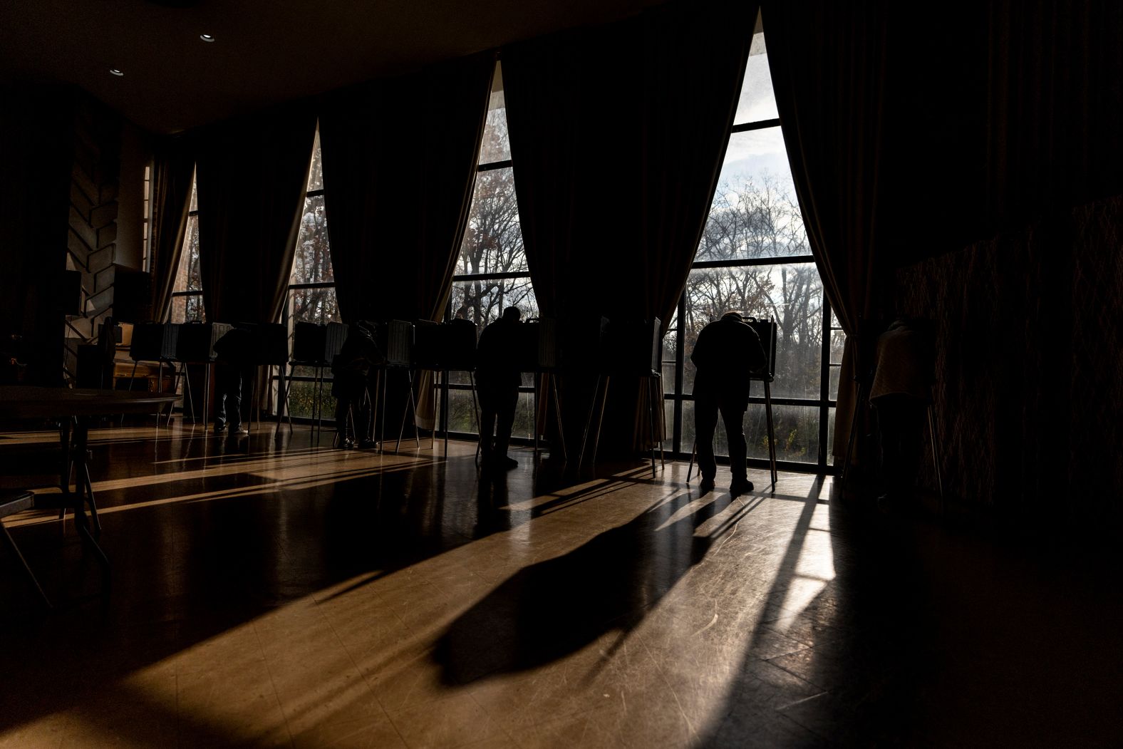 Voters fill out their ballots at the First Presbyterian Church of Dearborn, Michigan, on Tuesday, November 5.