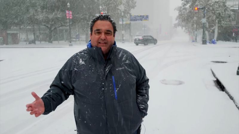Video: Ed Lavandera breaks down Houston’s unprecedented snow event