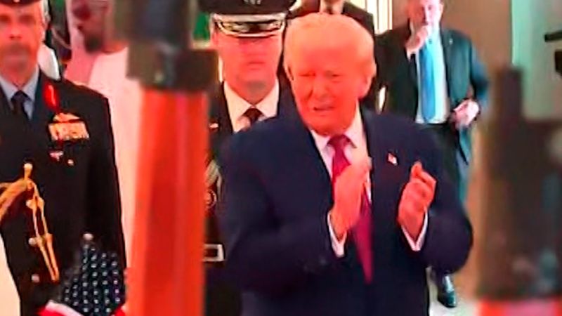 US President Trump Receives Ceremonial Welcome in Abu Dhabi During Middle East Tour