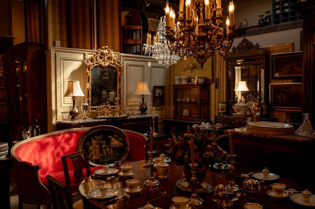 At the east end of the neighborhood, Lucullus Antiques is full of bargains for visitors