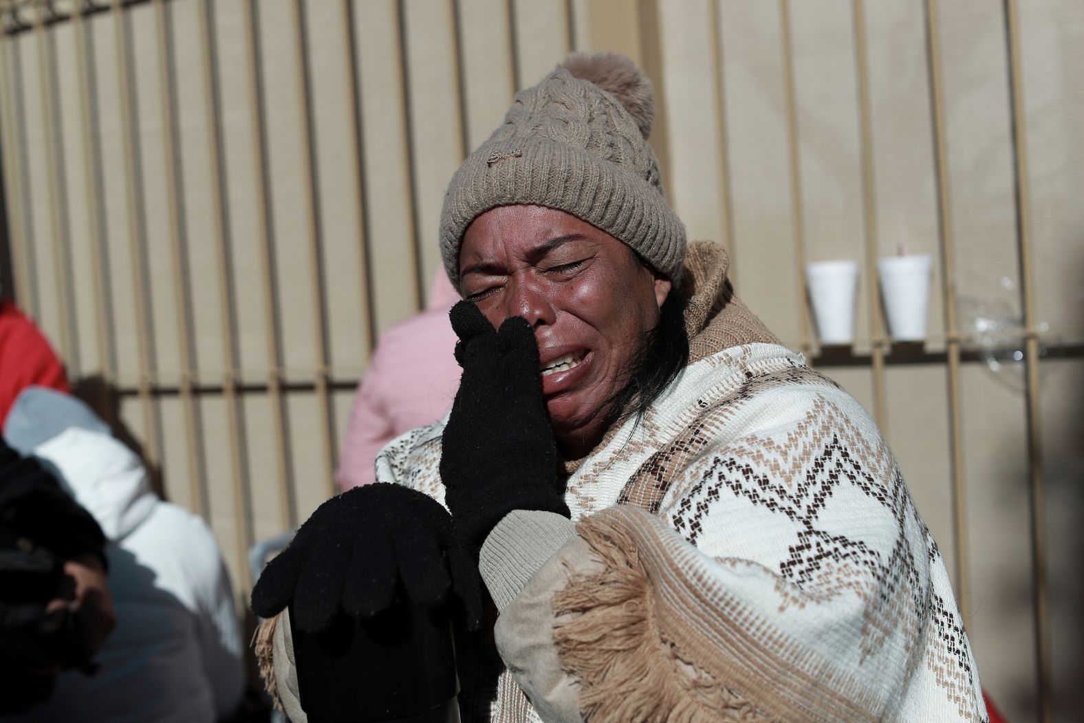 Colombian migrant Margelis Tinoco cries at the Paso del Norte International Bridge in Ciudad Juárez, Mexico, after her appointment to enter the United States was canceled on Monday, January 20, the inauguration day of US President Donald Trump. The Trump administration has moved with lightning speed to roll out <a href="index.php?page=&url=https%3A%2F%2Fwww.cnn.com%2F2025%2F01%2F22%2Fpolitics%2Ftrump-immigration-blitz%2Findex.html">the president’s immigration agenda</a>, effectively closing off the southern border to asylum seekers.