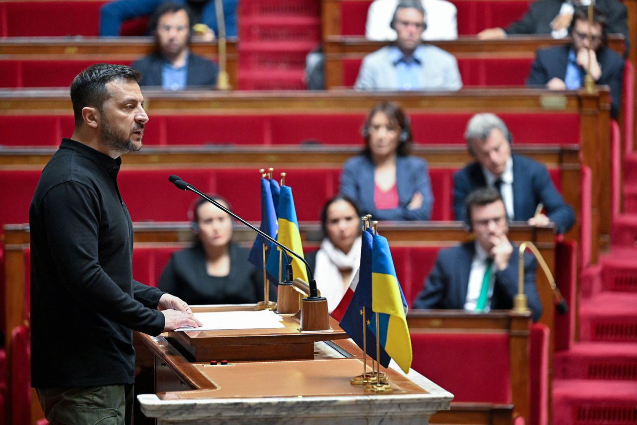 Ukrainian President Volodymyr Zelensky gives a speech on the stand at the French National Assembly in Paris, France on June 7.