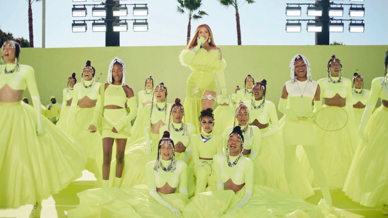 Beyonce performs the Oscar-nominated song "Be Alive" from the movie "King Richard." 