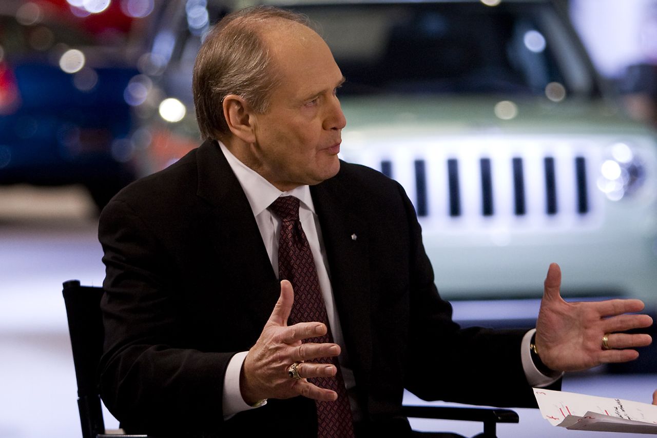 Robert Nardelli, chairman and chief executive officer of Chrysler LLC, speaks during an interview at the 2009 North American International Auto Show in Detroit, Michigan.