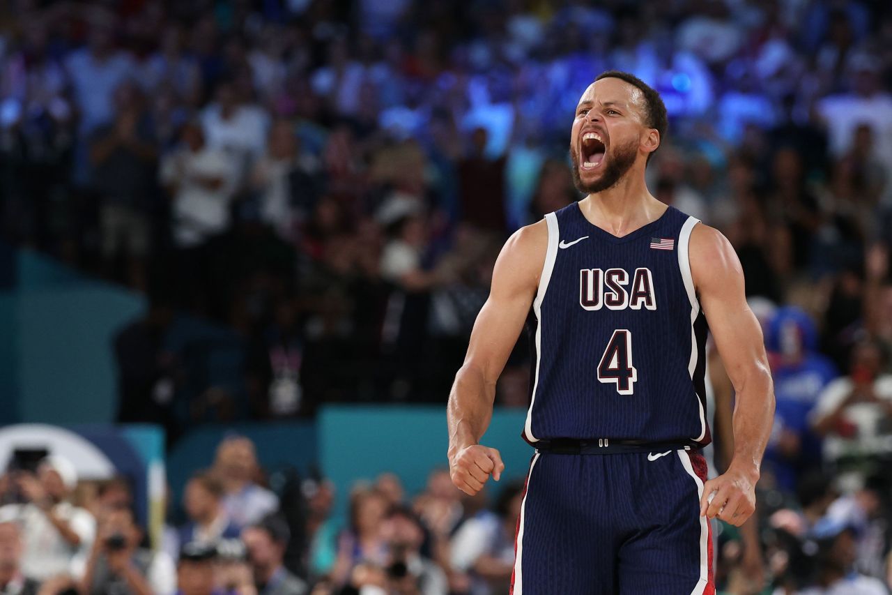 Stephen Curry reacts after a three point basket during the men's gold medal game against France on August 10. 