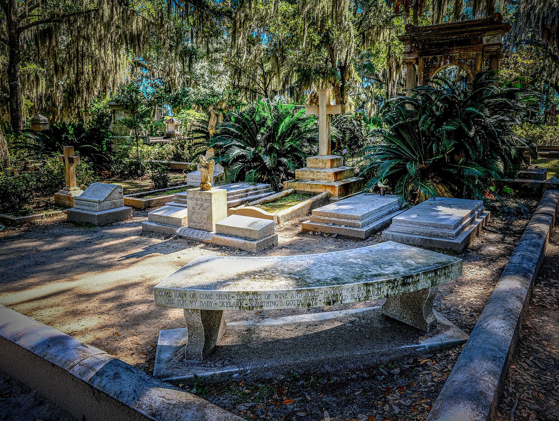 Bonaventure Cemetery in Savannah, Georgia, represents 
