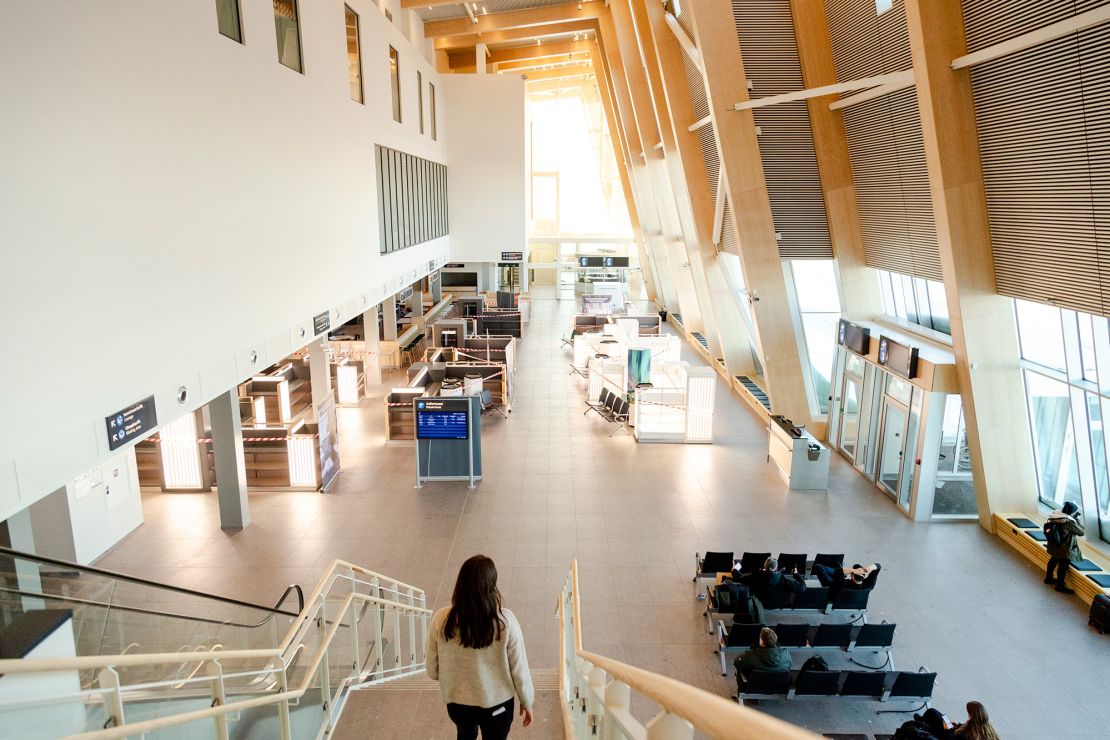 The airport is designed to handle 800 passengers an hour.