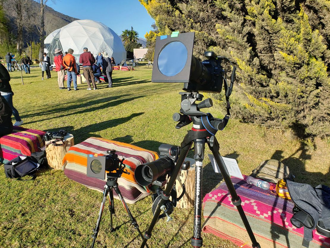 Honda recommends a sturdy tripod as well as a remote shutter release to take photos "without jarring or moving the camera too much." Here's the scene from a setup in Chile in 2019.