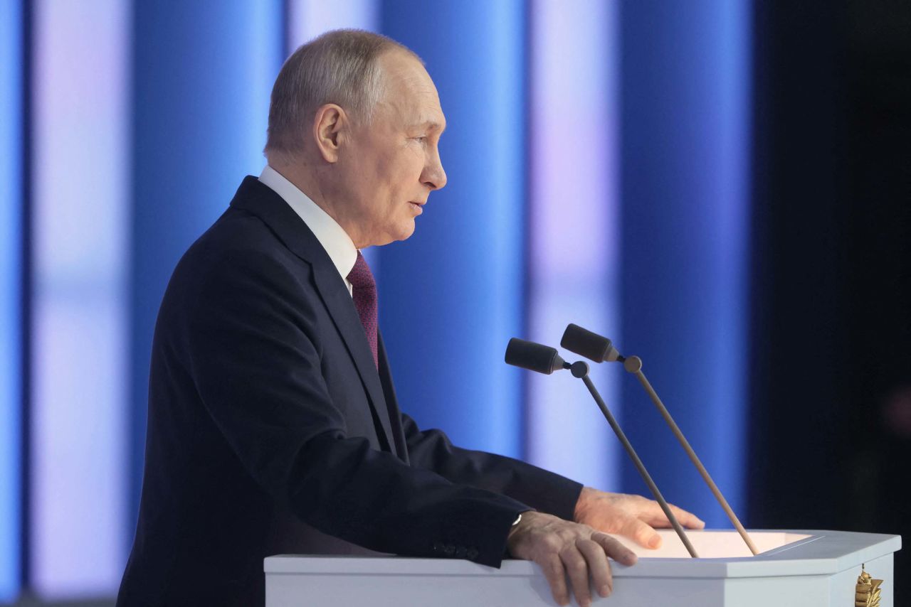 Putin says Russia's armed forces must be compact yet effective - Xinhua