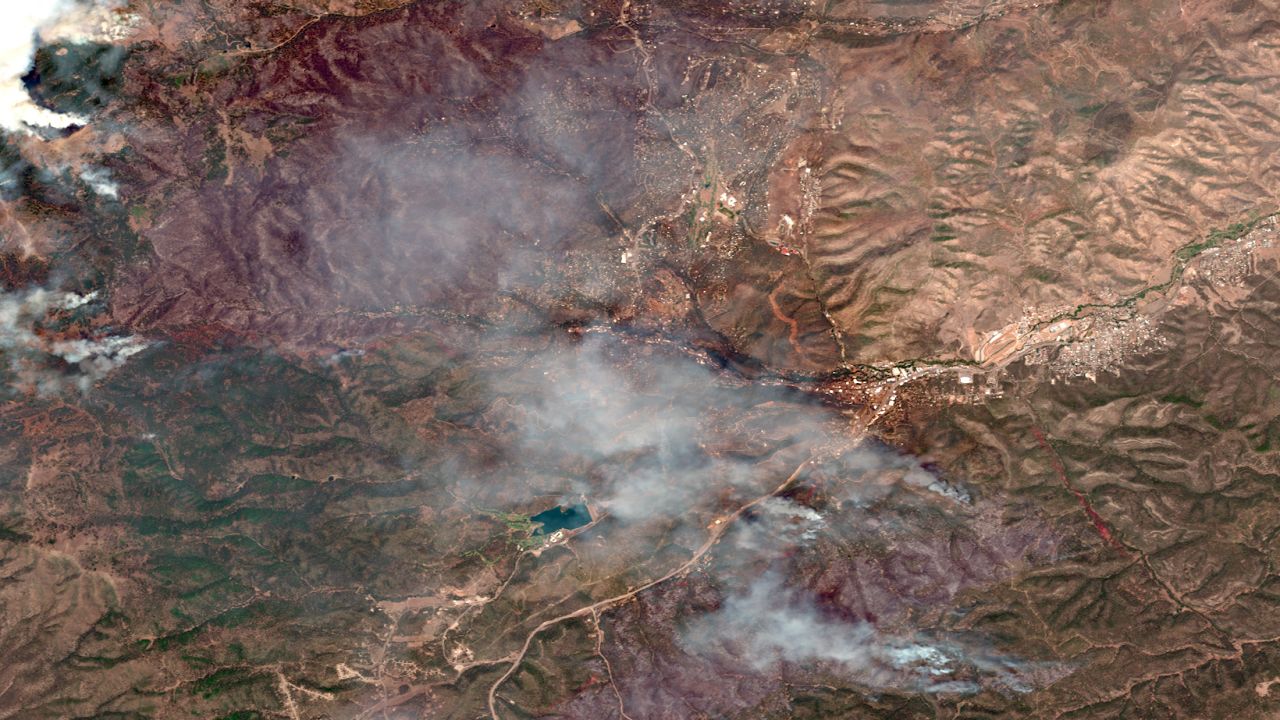 Wildfires burn near Ruidoso, New Mexico, on June 19. 