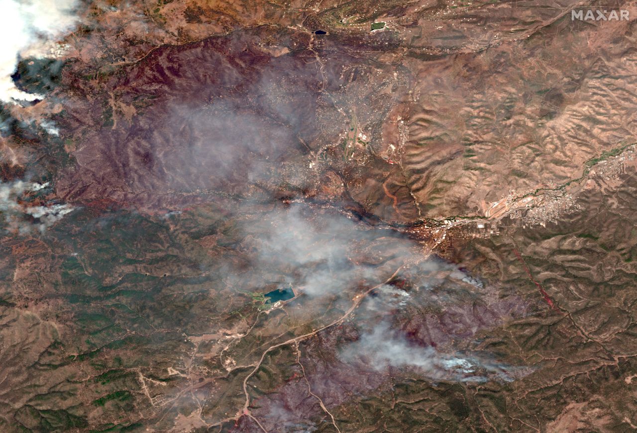 Wildfires burn near Ruidoso, New Mexico, on June 19. 