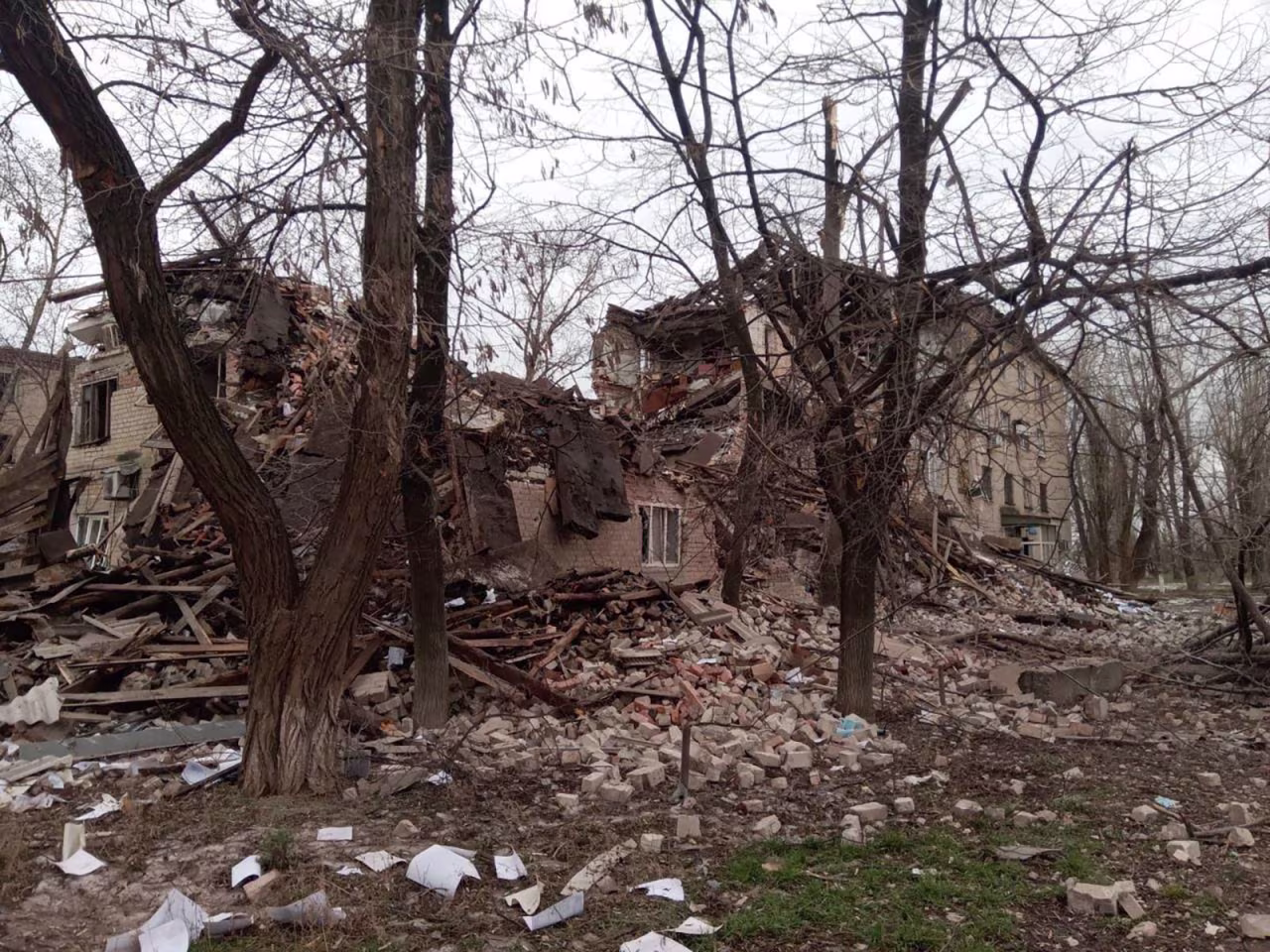 Destruction after shelling in Avdiivka on April 1. 