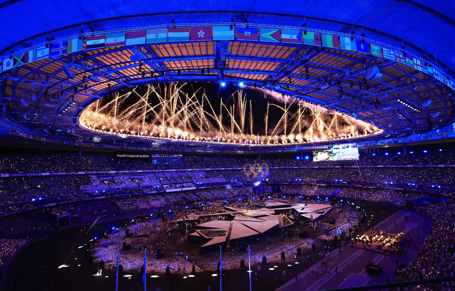 Fireworks go off above the Stade de France as French singer Yseult performs "My Way" at the end of the <a >Olympic closing ceremony</a> on Sunday, August 11. <a >See last week in 34 photos</a>.