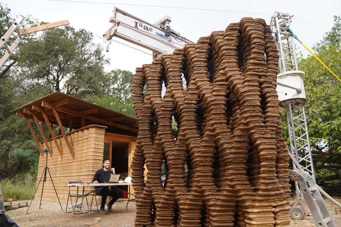 A prototype of the wall structure, fabricated with a 3D printer by the Institute for Advanced Architecture of Catalonia in Spain.