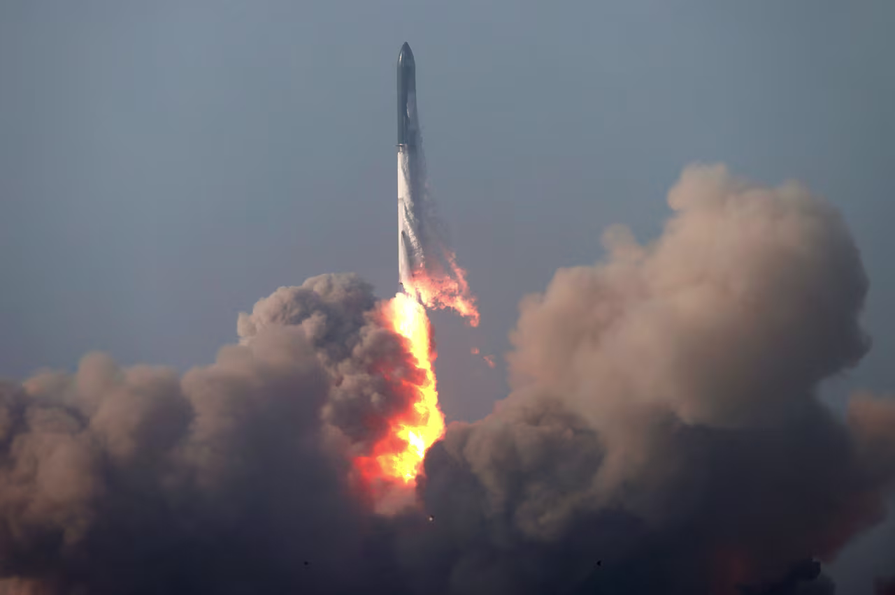The SpaceX Starship takes off in Boca Chica, Texas on April 20.