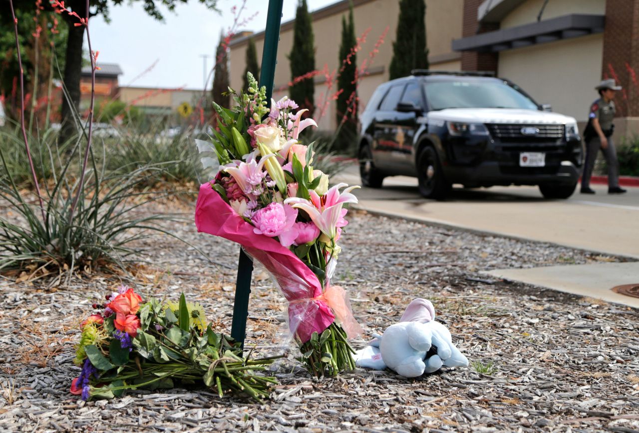 Live updates: Allen Texas shooting at outlet mall leaves at least 8