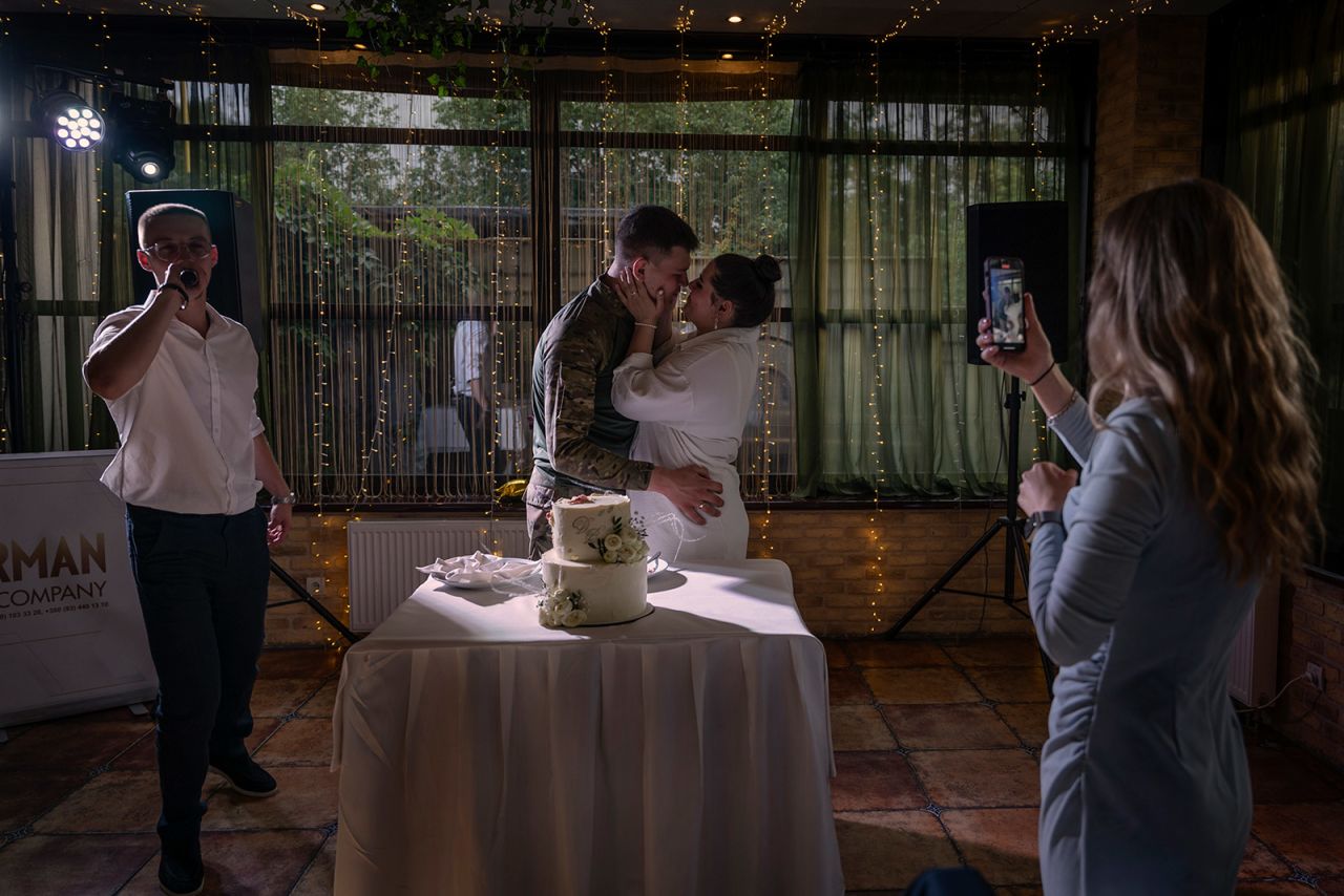 Ukrainian serviceman Dima and his newly wedded wife, Veronica, are married during Dima’s break from the front line.