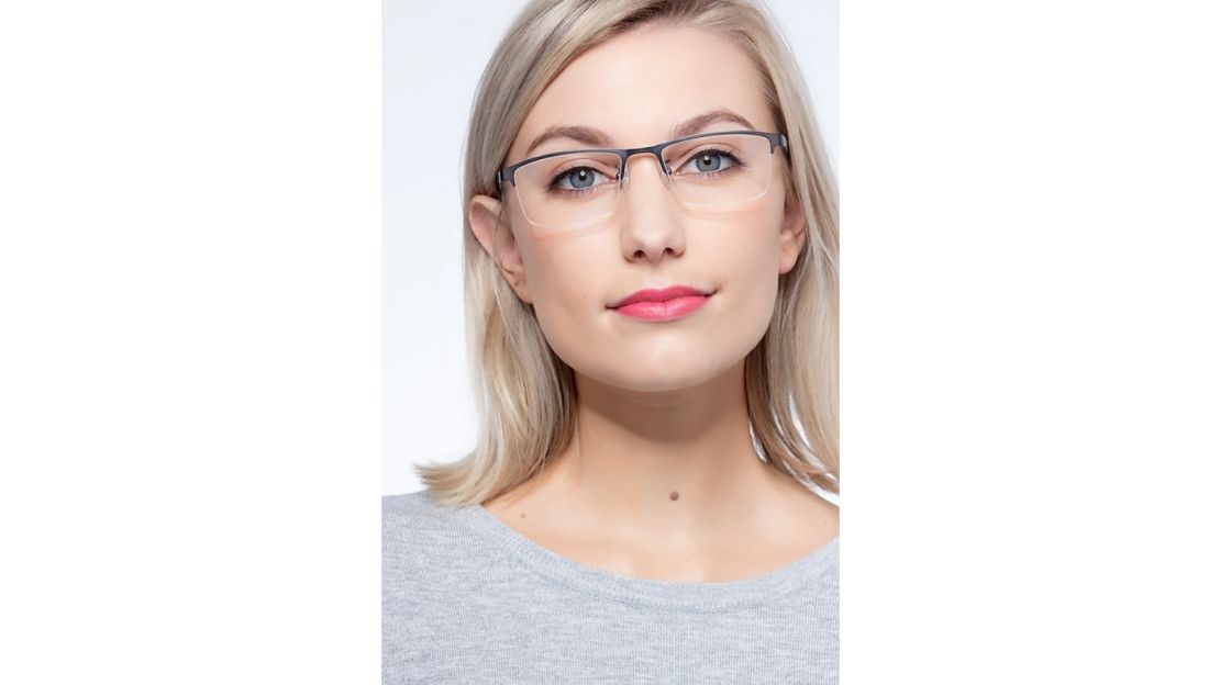 woman face glasses's Code & Price - RblxTrade