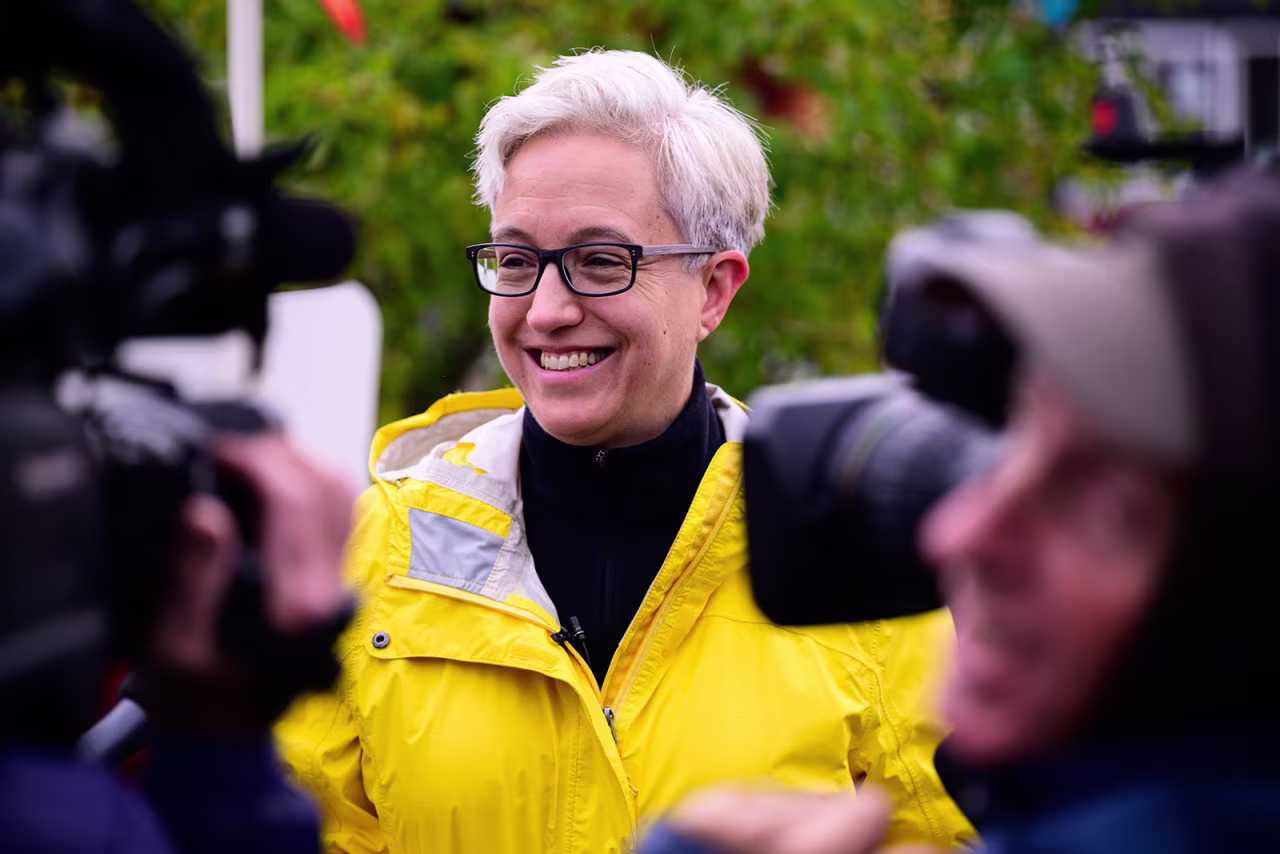 Tina Kotek speaks with members of the media before casting her ballot at a ballot drop box on November 2 in Portland, Oregon. 