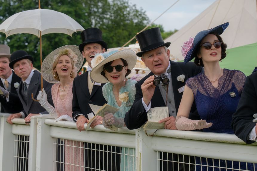 (from) Laura Carmichael, Harry Hadden-Paton, Elizabeth McGovern, Hugh Bonneville and Michelle Dockery in 