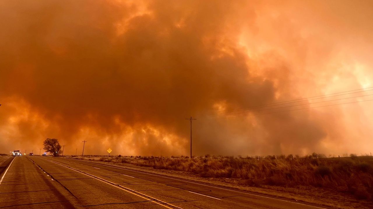 Wildfires burn northwest of Canadian, TX