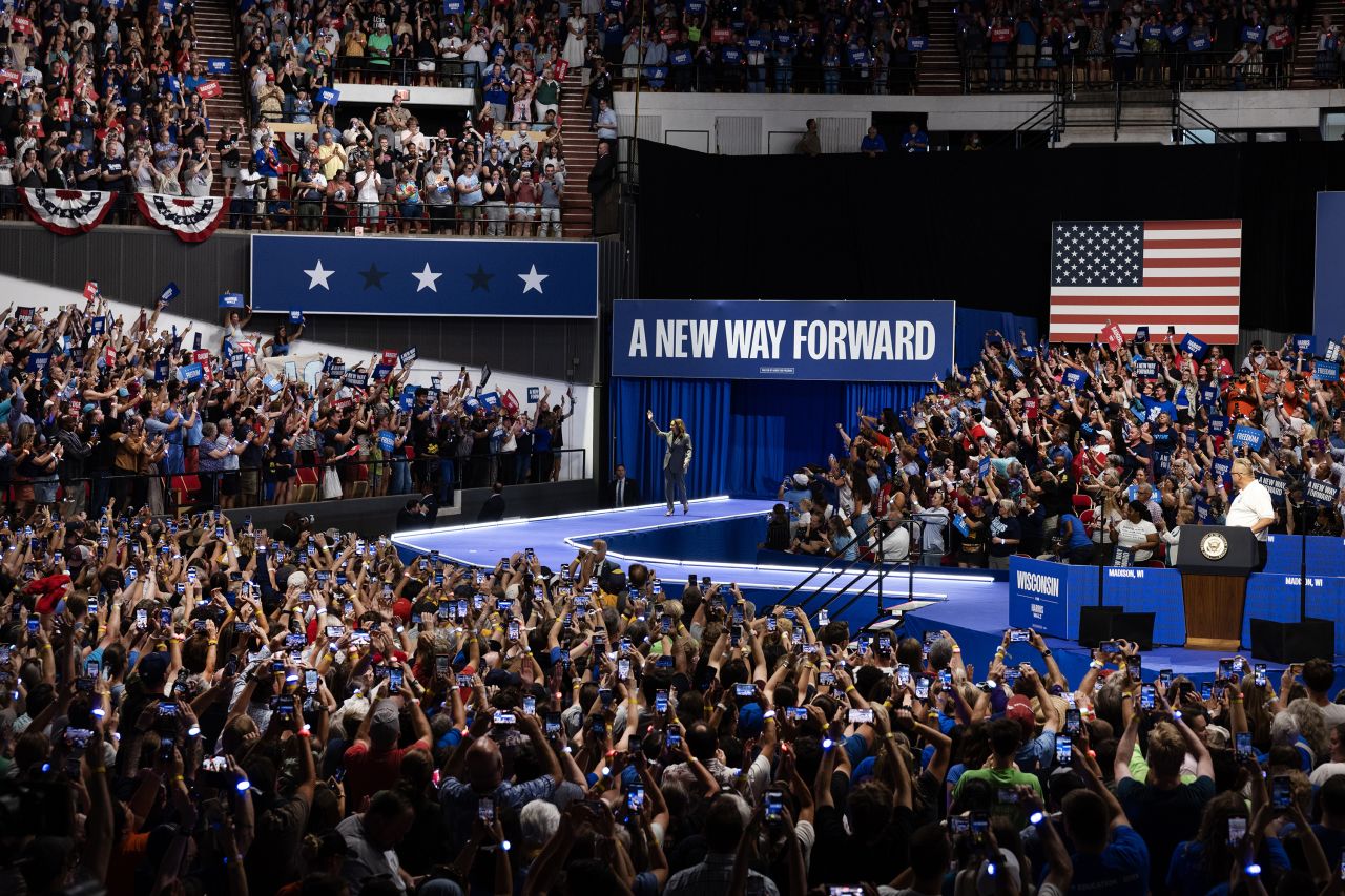 Vice President Kamala Harris arrives for a campaign rally in Madison, Wisconsin, on September 20.