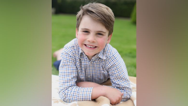 The Prince and Princess of Wales have released a photo of Prince Louis to mark his sixth birthday.