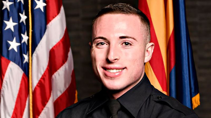 2 people killed, including police officer, in southern Arizona shooting
