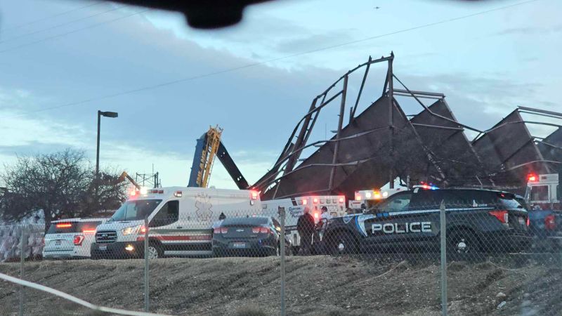 Boise, Idaho, building collapse: 3 killed and 9 injured in hangar ...
