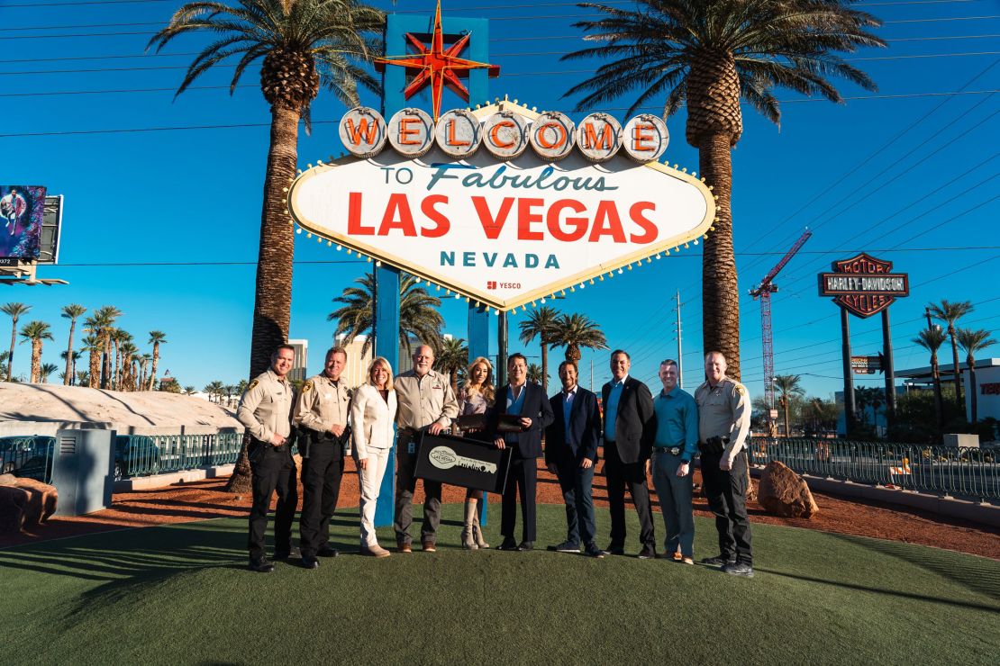 Clark County Commissioner Michael Naft, along with the Las Vegas Metropolitan Police Department, honored the Justice League of Las Vegas with a key to the Las Vegas Strip for their efforts to solve unsolved murder cases.