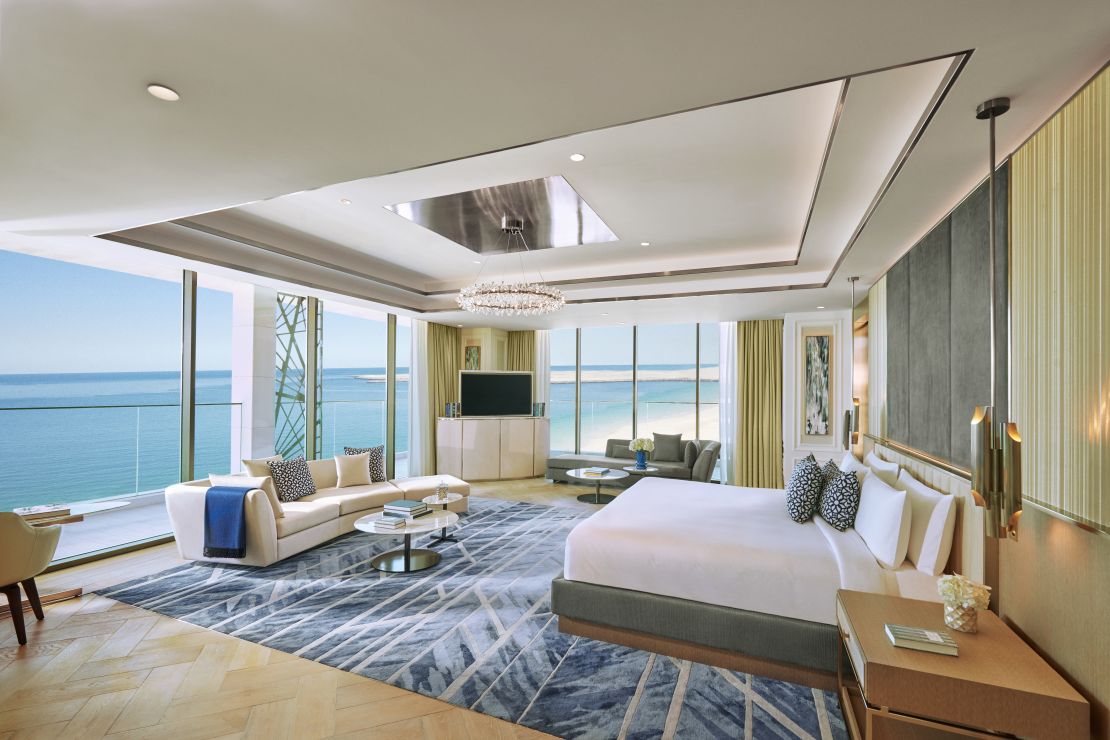 The Royal Penthouse at the Mandarin Oriental Jumeira is the ultimate beachside getaway.