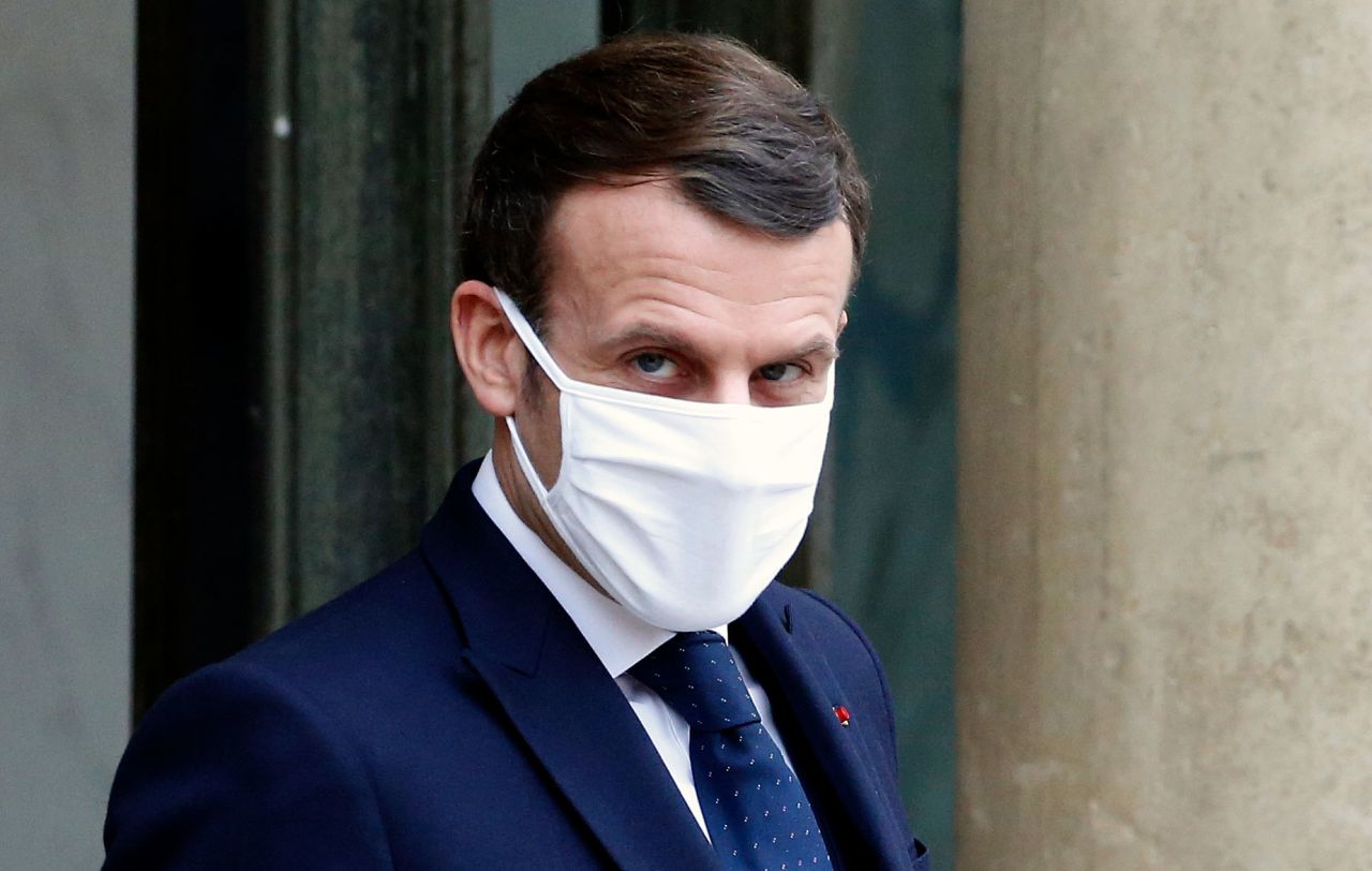 French President Emmanuel Macron waits at the élysée Palace in Paris before a working lunch on January 27.