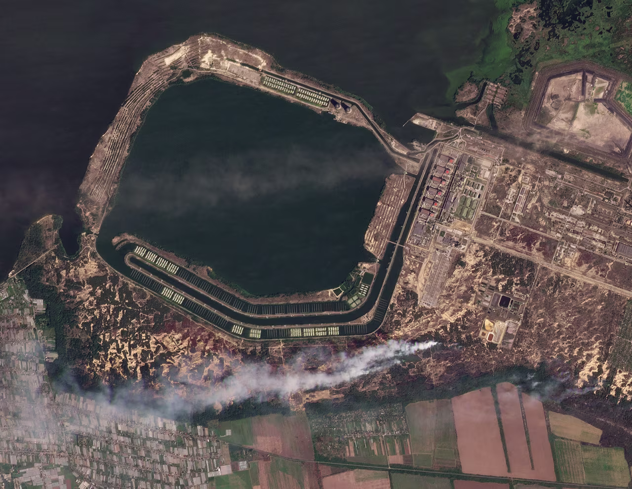 The Zaporizhzhia nuclear power plant is seen at 10:39 a.m. local time on Aug. 24.